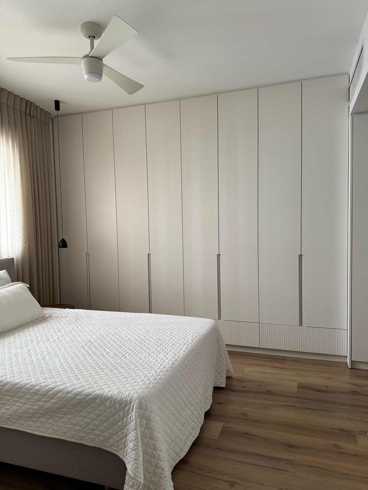 master bedroom ceiling fan wood floors